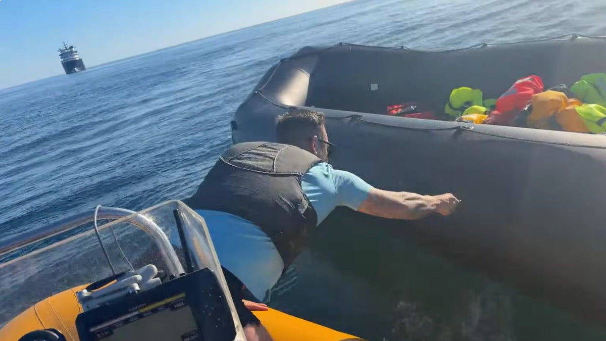 Rechtsextremer beschädigt Rettungsboot im Ärmelkanal