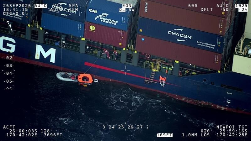 Segler nach Kollision mit Wal gerettet