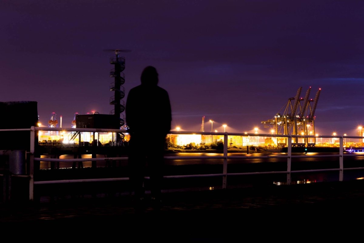 ANKERSCHMERZ: Die Gefahr der Straße - Ankerherz Verlag