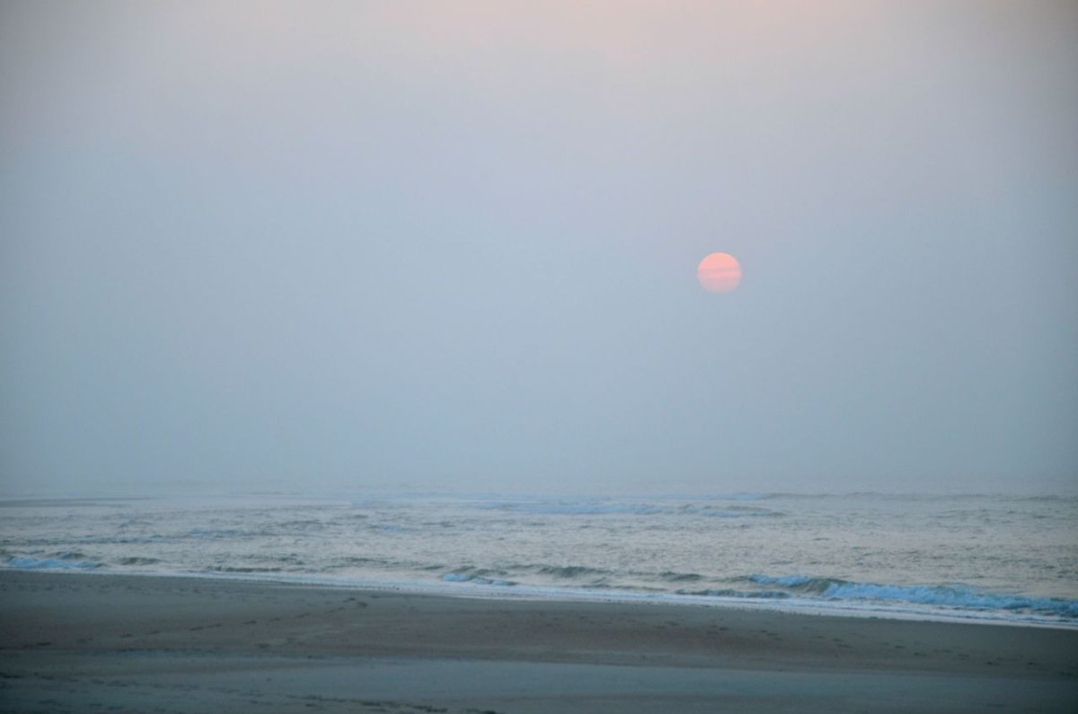 Im Seenebel am Strand – wenn die Nordsee verschluckt wird - Ankerherz Verlag
