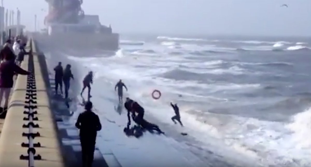 Missglückte Rettung: Lebensgefahr an englischer Promenade - Ankerherz Verlag