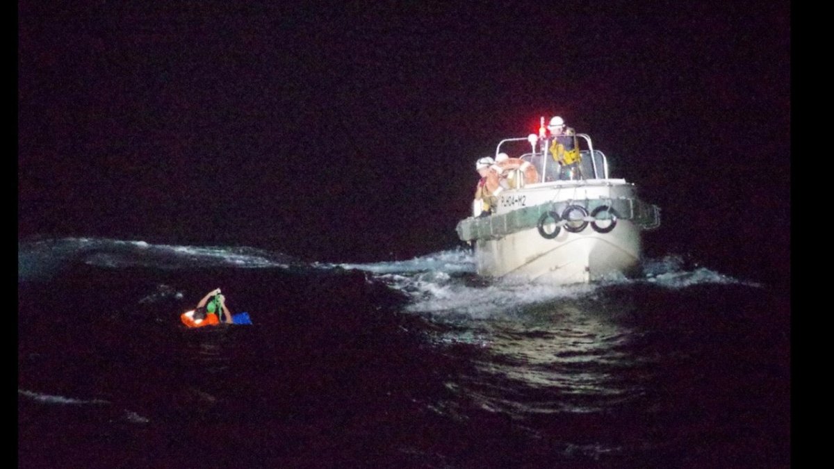 42 Seeleute im Taifun vermisst – Viehtransporter kentert vor Japan - Ankerherz Verlag