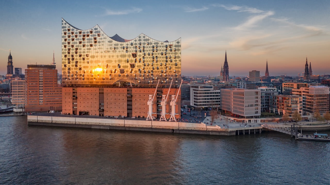Hamburg: Leiche einer Touristin vor der Elbphilharmonie entdeckt
