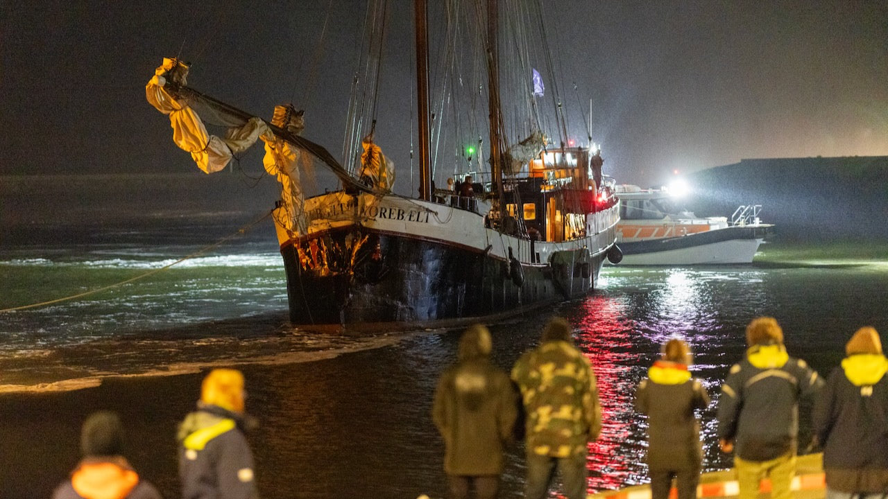 Unfall vor dem Hafen von Harlingen. Foto: Jaring Rispens
