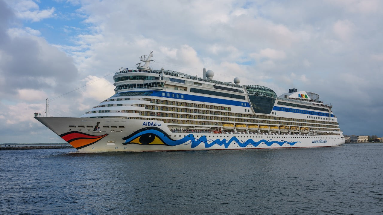 Notfälle an Bord - Kapitän dreht AIDAdiva im Pazifik um