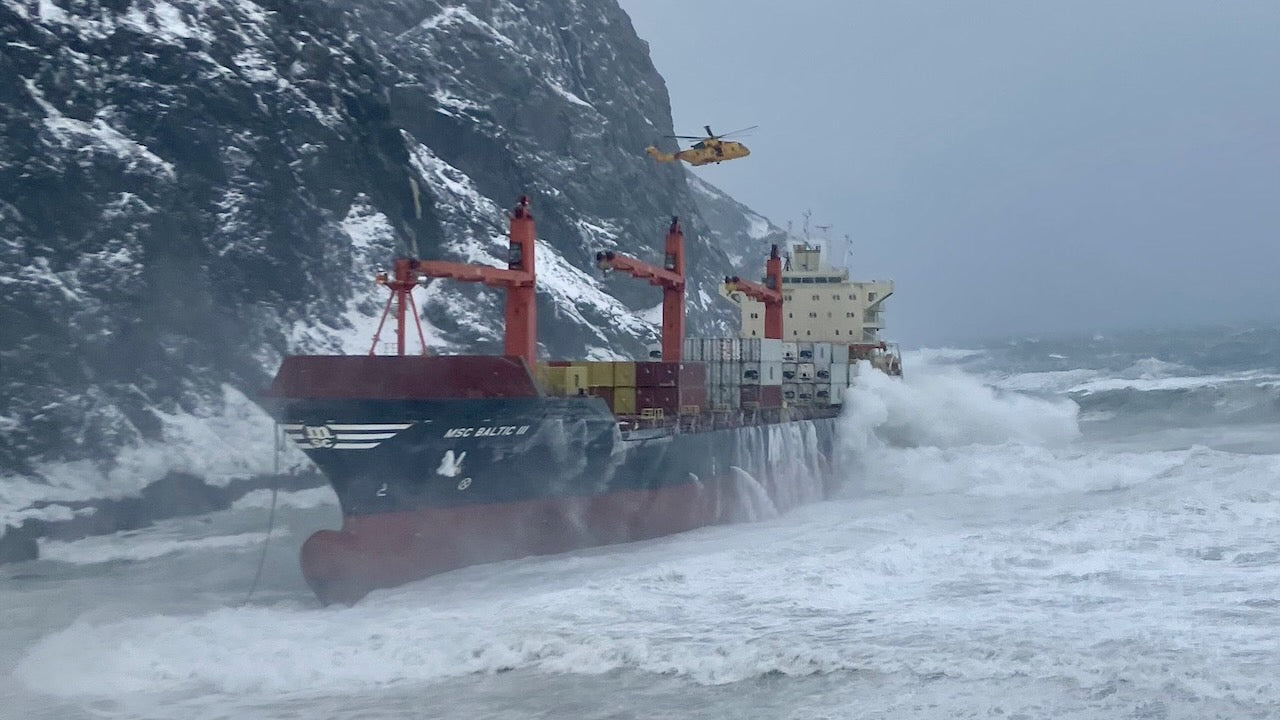 Blackout: Containerschiff strandet im Sturm vor Neufundland
