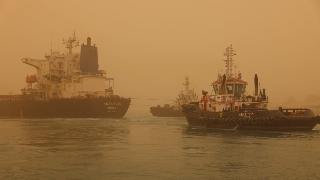 Chinesischer Frachter blockiert vorübergehend den Suezkanal