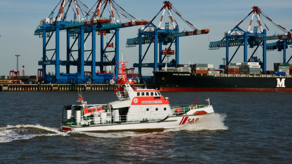 Bremerhaven: Seenotretter retten junge Frau aus der Weser - Ankerherz Verlag
