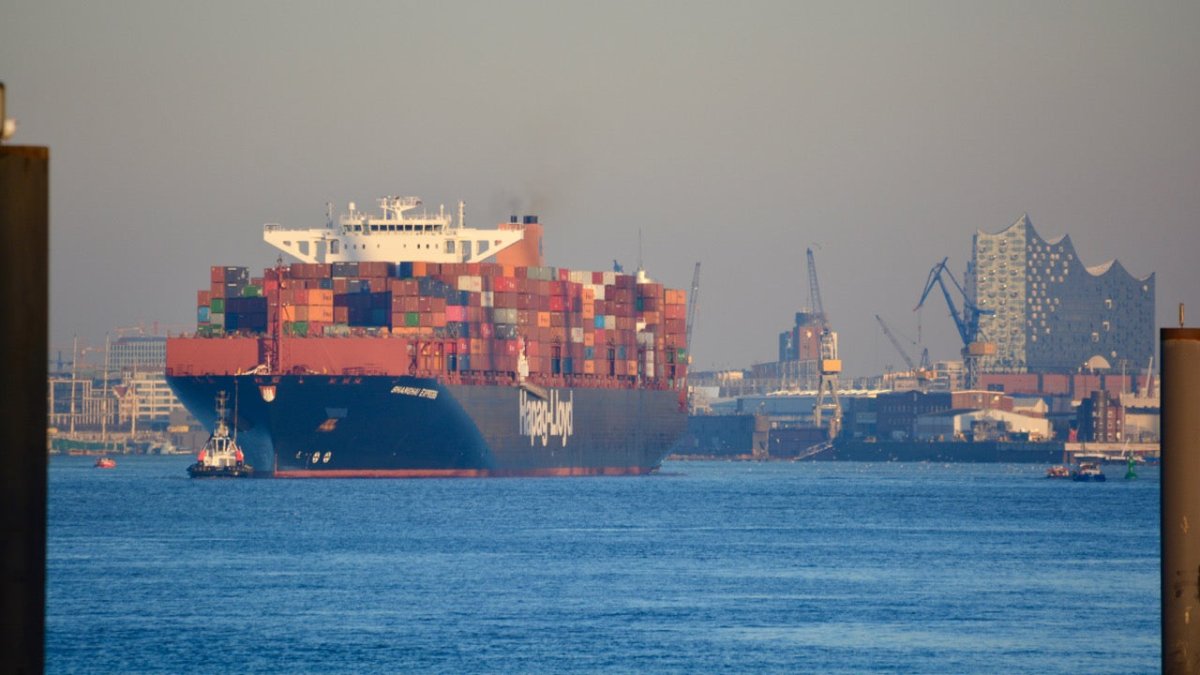 Coronakrise – Hapag-Lloyd streicht Fahrpläne zusamme - Ankerherz Verlag