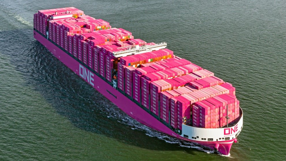 Gewaltiger Großcontainerfrachter erstmals auf dem Weg nach Hamburg - Ankerherz Verlag