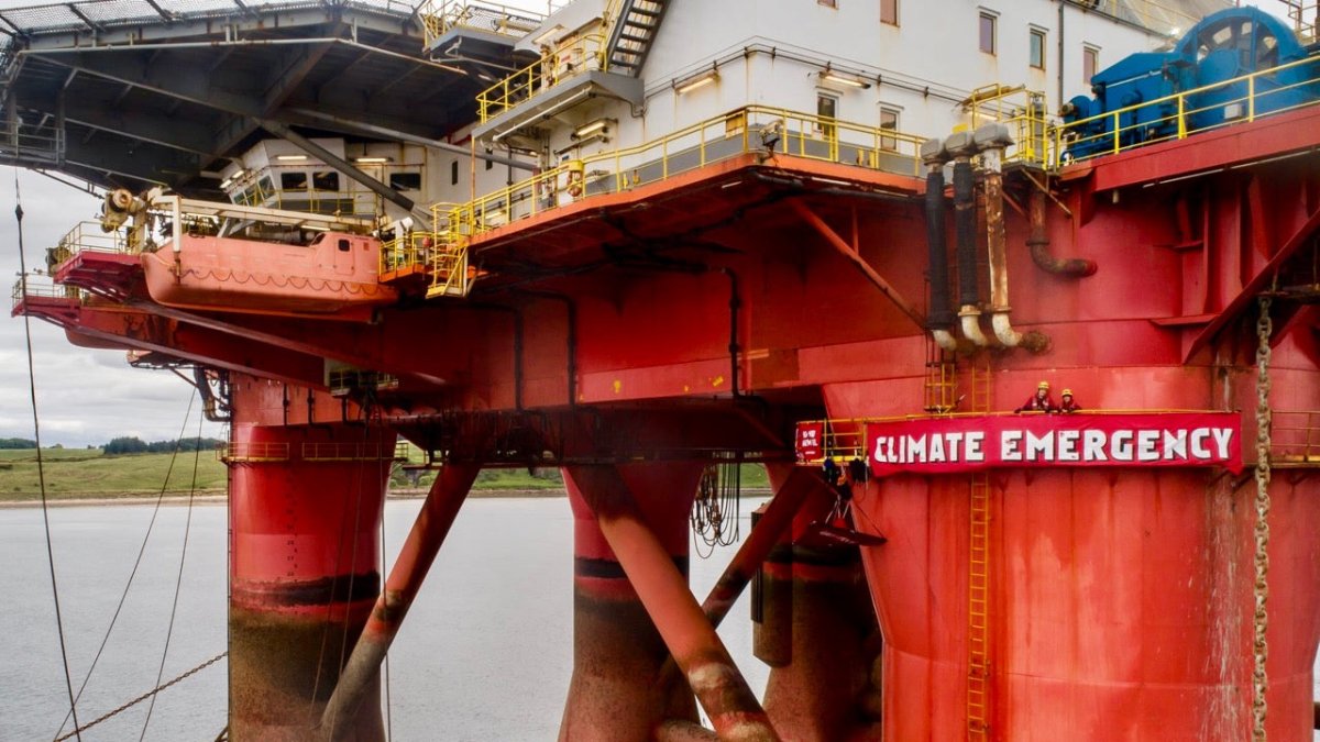Greenpeace-Aktivisten besetzen Ölplattform in Schottland - Ankerherz Verlag