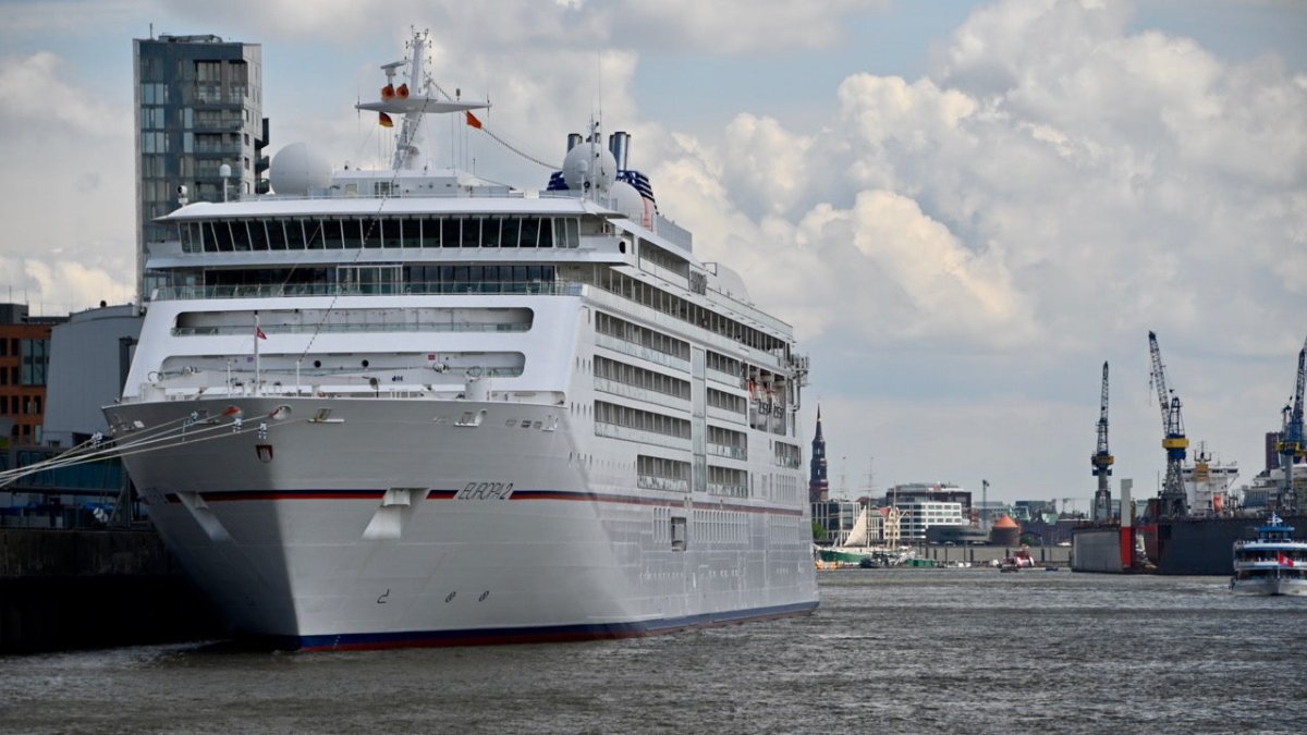 Hamburg: Crews von Kreuzfahrtschiffen erhalten Corona-Impfung - Ankerherz Verlag