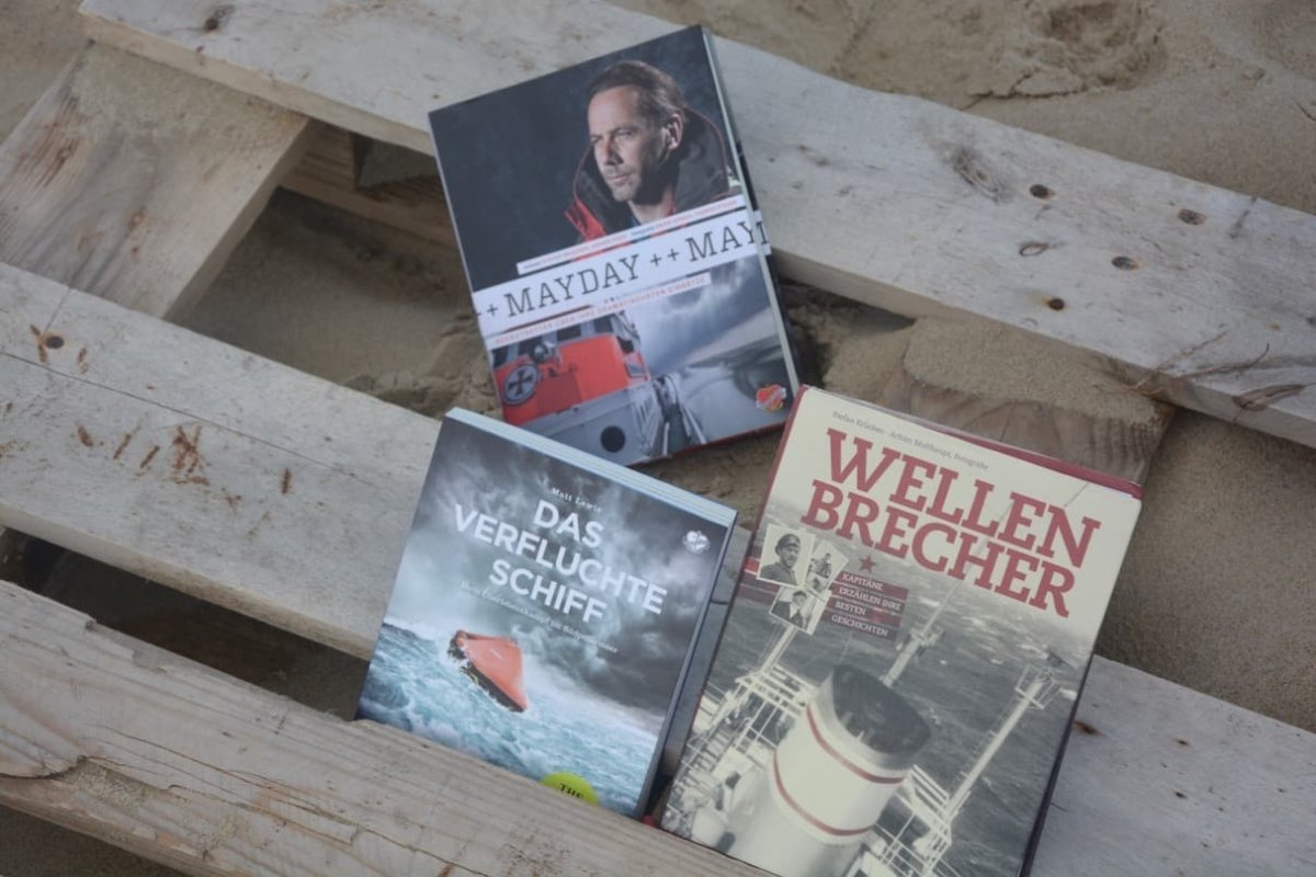 Herbstbücher – drei Ideen für eine gemütliche Auszeit mit Meer - Ankerherz Verlag