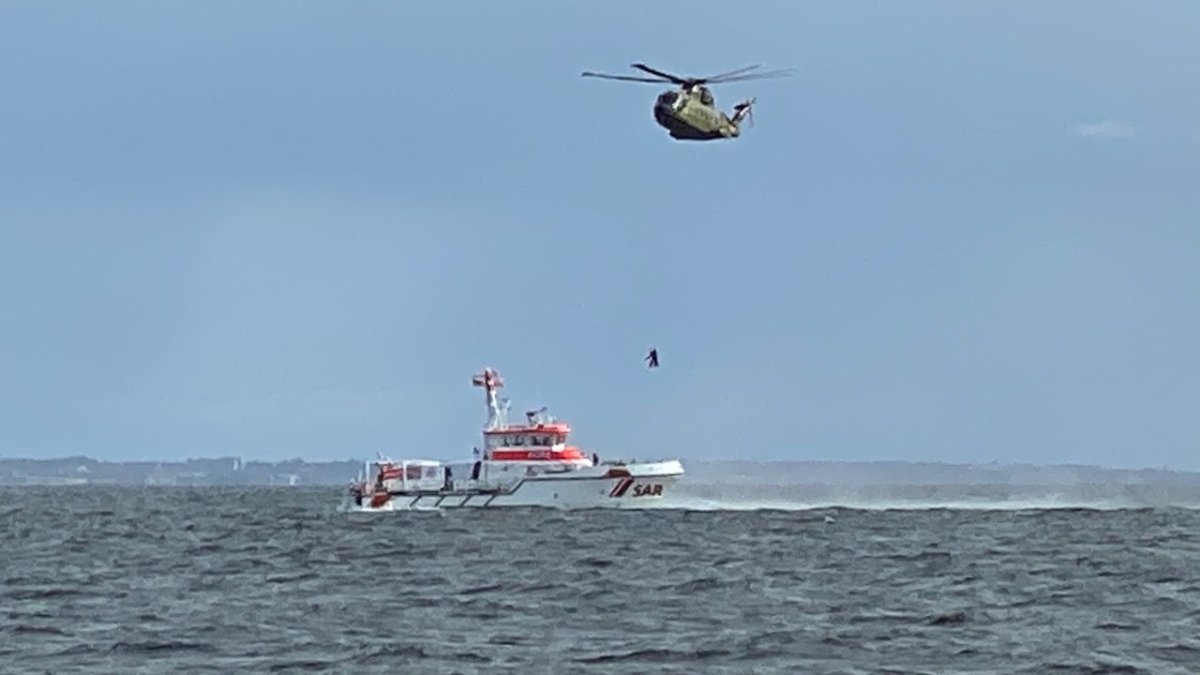 Hubschraubercrew rettet Hochseeangler auf der Ostsee - Ankerherz Verlag