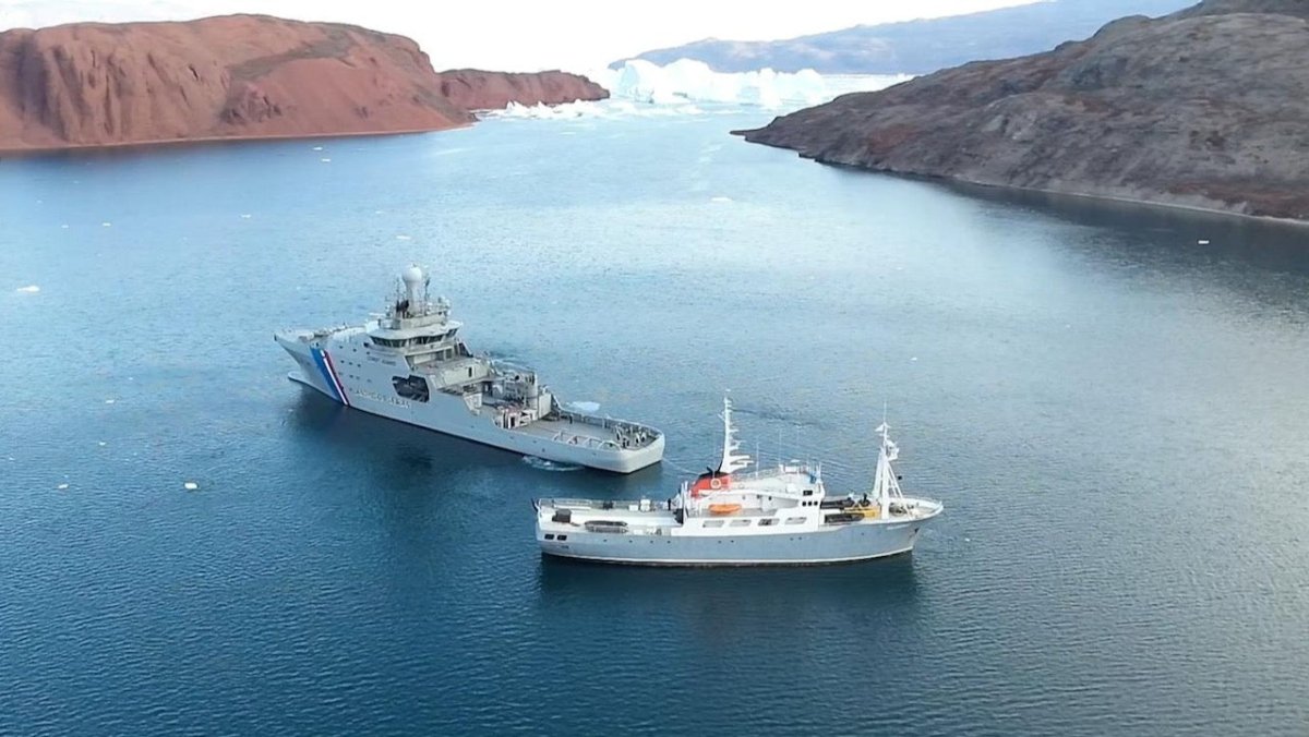 Isländische Küstenwache rettet Kreuzfahrtschiff Polarfront aus Seenot - Ankerherz Verlag