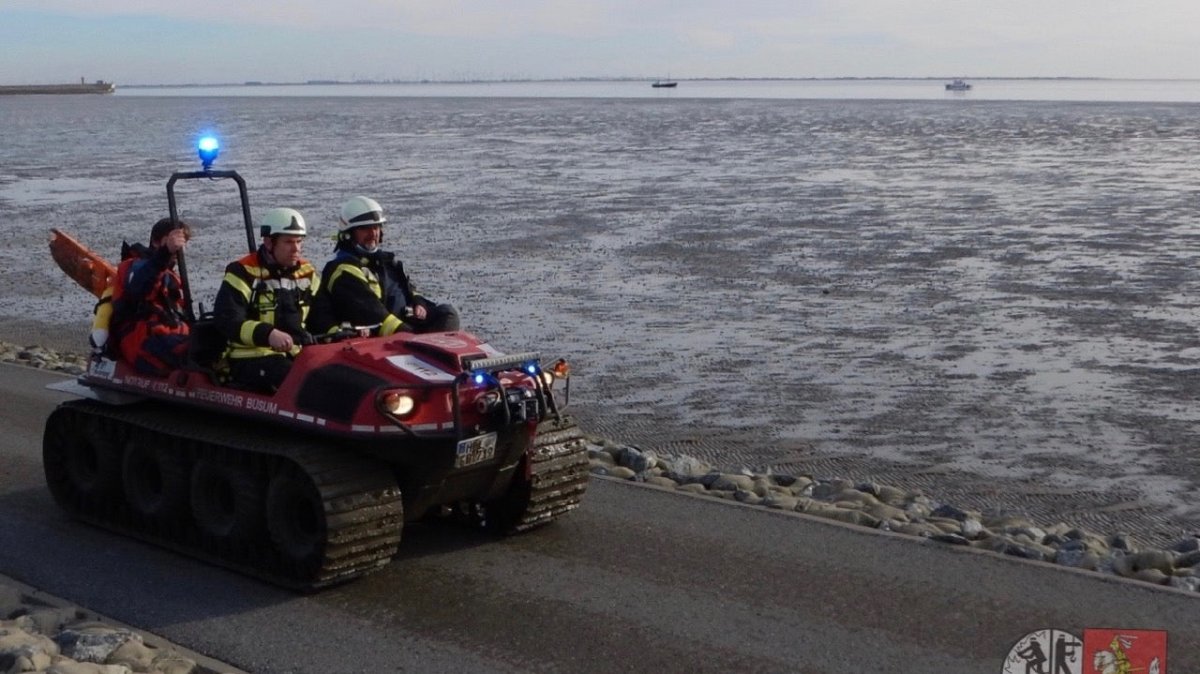 Knietief im Schlick: Feuerwehr rettet Frau aus Watt bei Büsum - Ankerherz Verlag