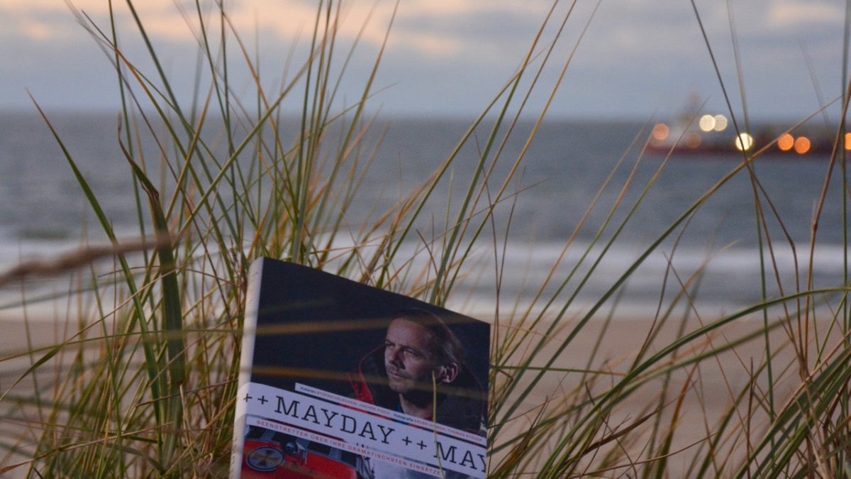 MAYDAY – das Buch der Seenotretter. Von echten Helden. - Ankerherz Verlag