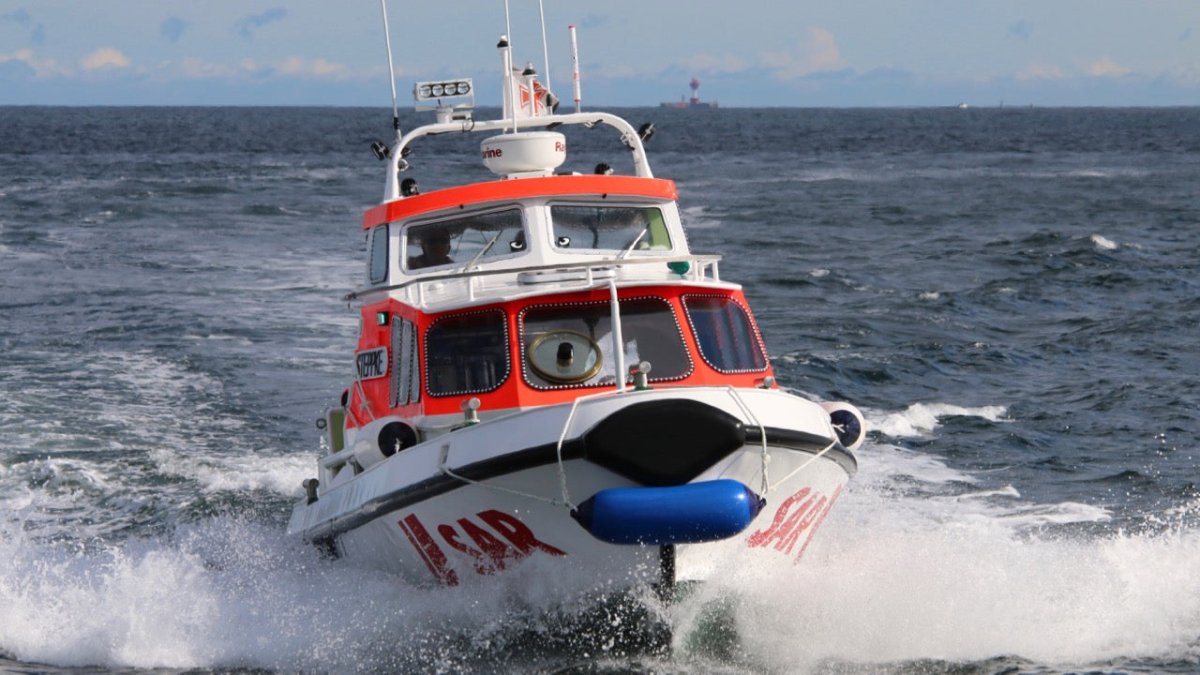 Seenotretter der Station Laboe retten Angler das Leben - Ankerherz Verlag
