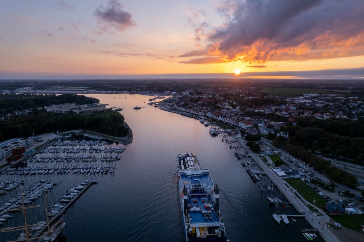 Segler verschwindet spurlos auf dem Weg nach Travemünde - Ankerherz Verlag