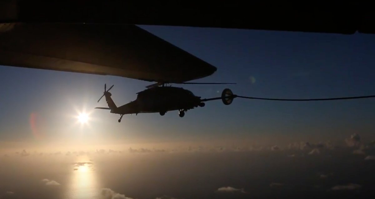 Wie im Actionfilm: Deutsche Segler 800 Kilometer vor Küste gerettet - Ankerherz Verlag