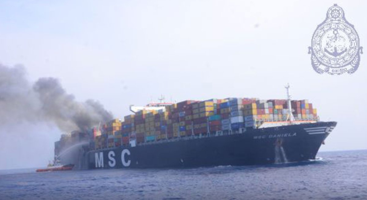 Wieder ein schweres Schiffsunglück: Frachter brennt vor Skri Lanka - Ankerherz Verlag