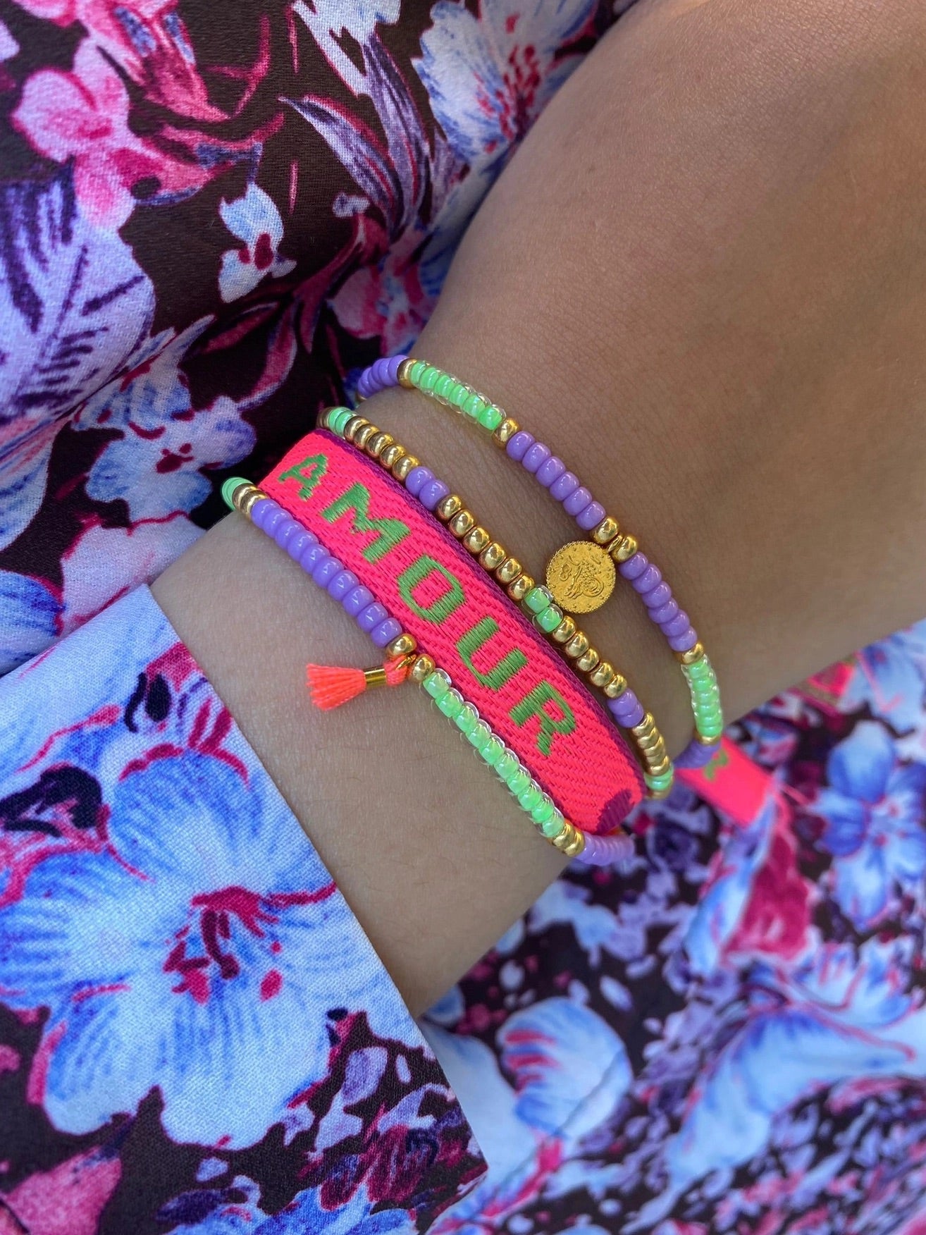 
Bunte Armbänder - 3er Set mit Postkarte - Ankerherz Verlag
