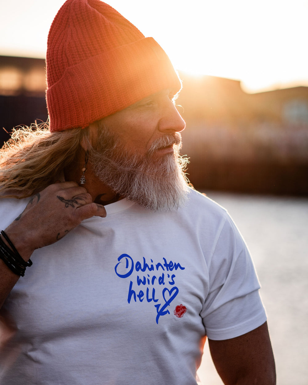 T-Shirt Dahinten wird's hell