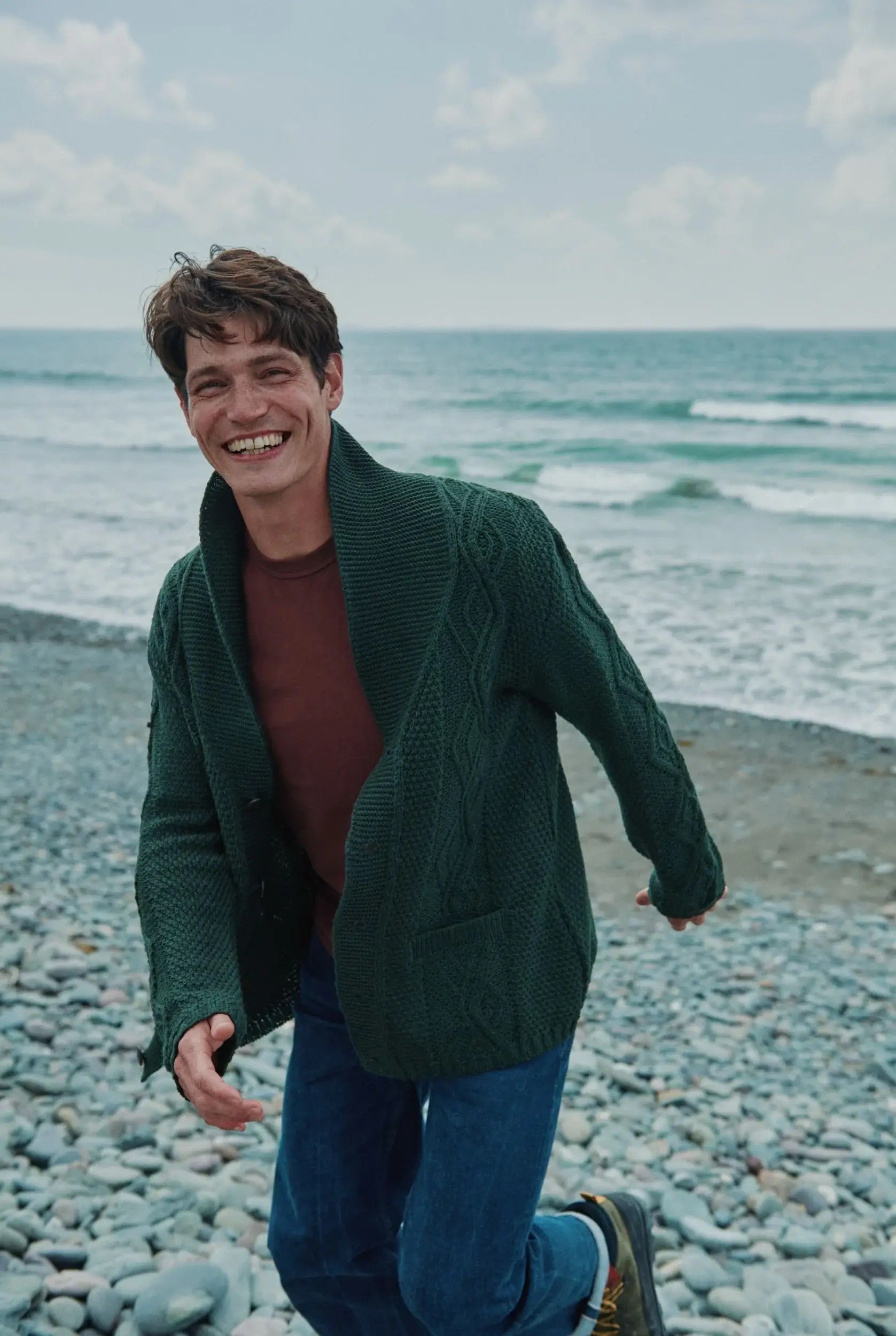 Aran Strickjacke - Waldgrün | ankerherz.de