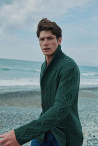 Aran Strickjacke - Waldgrün | ankerherz.de