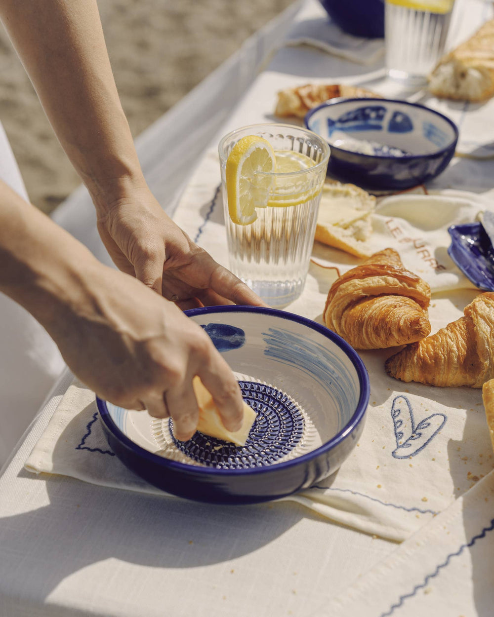 Keramikreibe-Teller Thunfisch