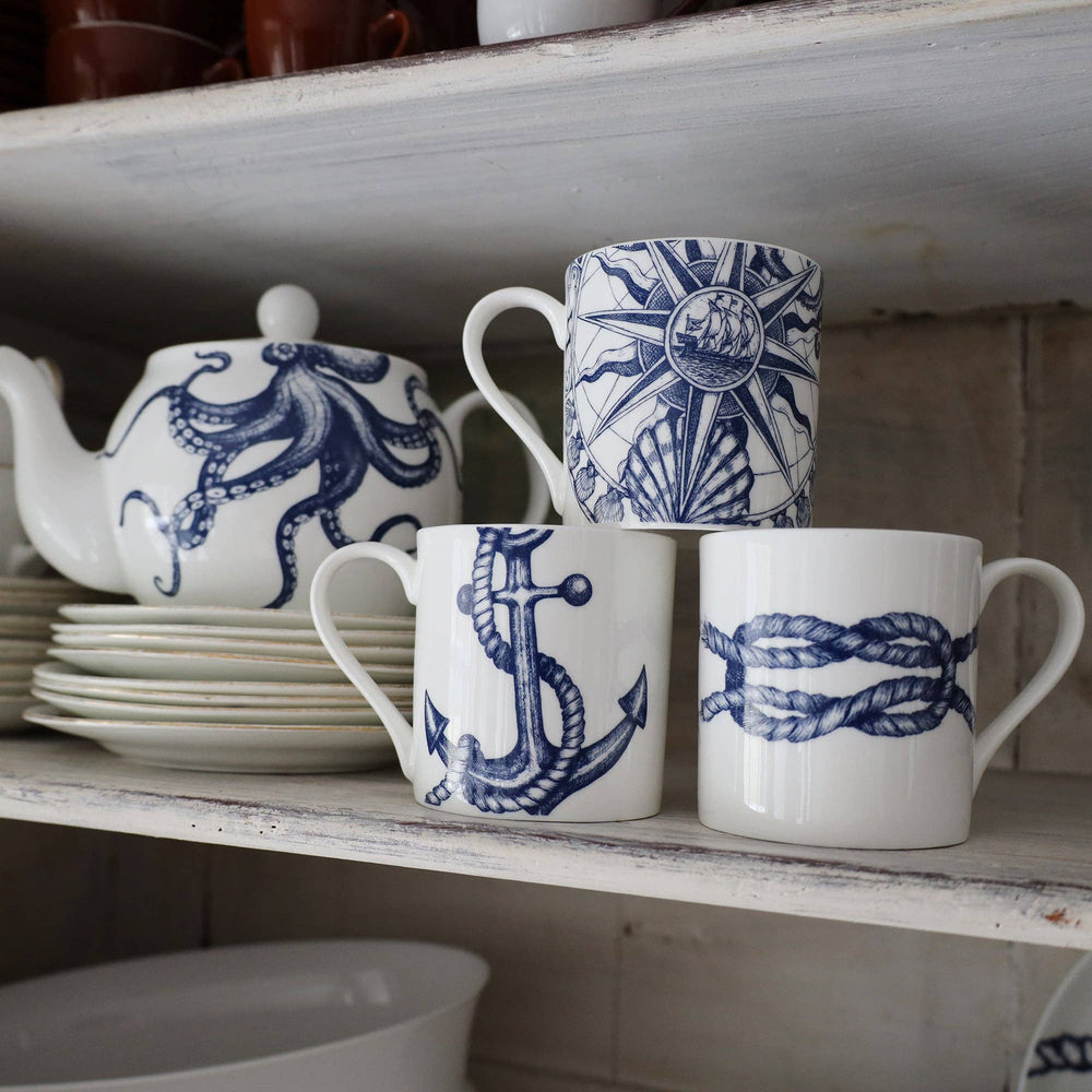 Becher Kompassrose — Knochenporzellan | Cream Cornwall