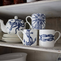 Becher Kompassrose — Knochenporzellan | Cream Cornwall