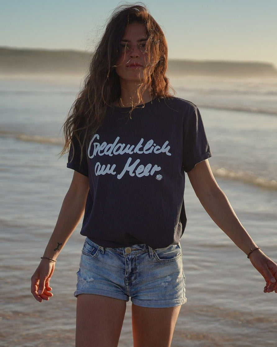 Frauen T-Shirt Gedanklich am Meer - Ankerherz Verlag