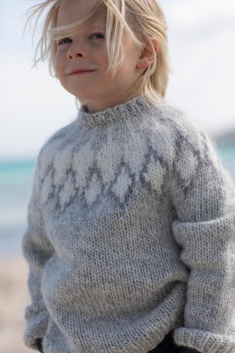 Islandpullover für Kinder in Grau - Ankerherz Verlag