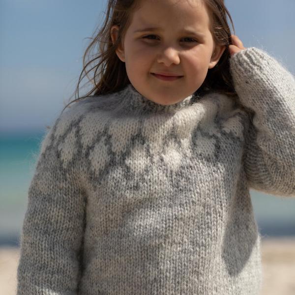 Islandpullover für Kinder in Grau - Ankerherz Verlag