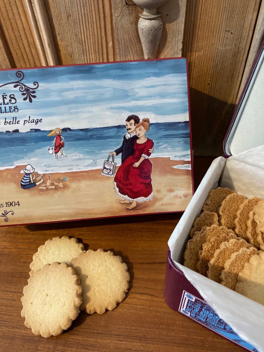 Kekse aus der Normandie in schöner Metallbox - Ankerherz Verlag